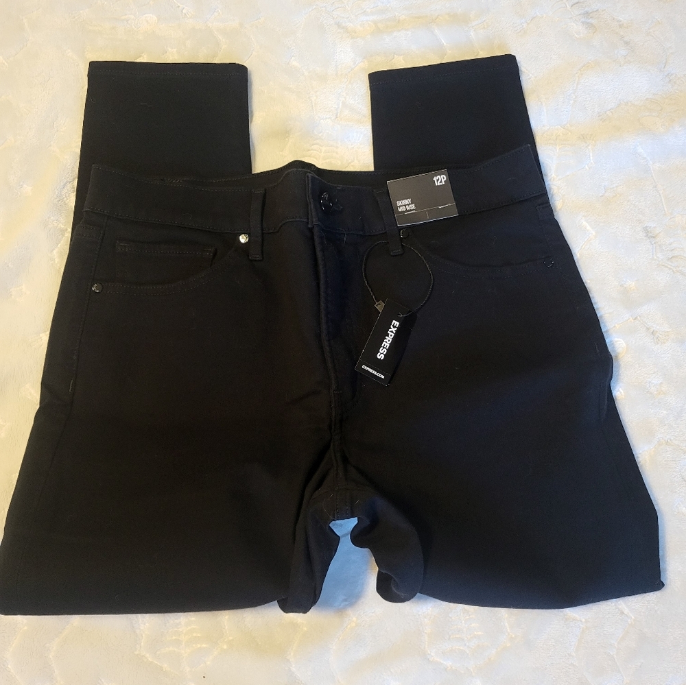 Express womens black mid rise skinny jeans